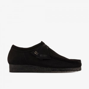 Black Clarks Men's Wallabee Slip On Shoes | 865DGRIYZ