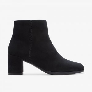 Black Clarks Women's Freva 55 Zip Boots | 035FLBTSE