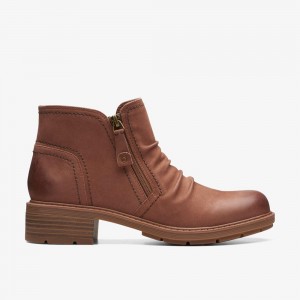 Brown Clarks Women's Hearth Dove Boots | 084BFNQKD