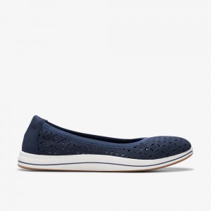 Navy Clarks Women's Breeze Roam Slip On Shoes | 701UGXLMB