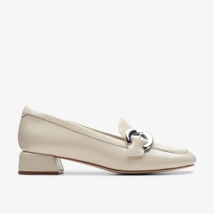 White Clarks Women's Daiss 30 Trim Pumps | 736UNBQZG