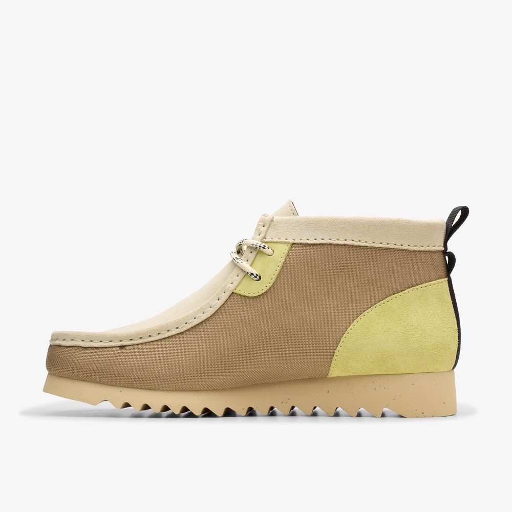 Beige Clarks Men's Wallabee 2 Ftre Boots | 139KWMZAV