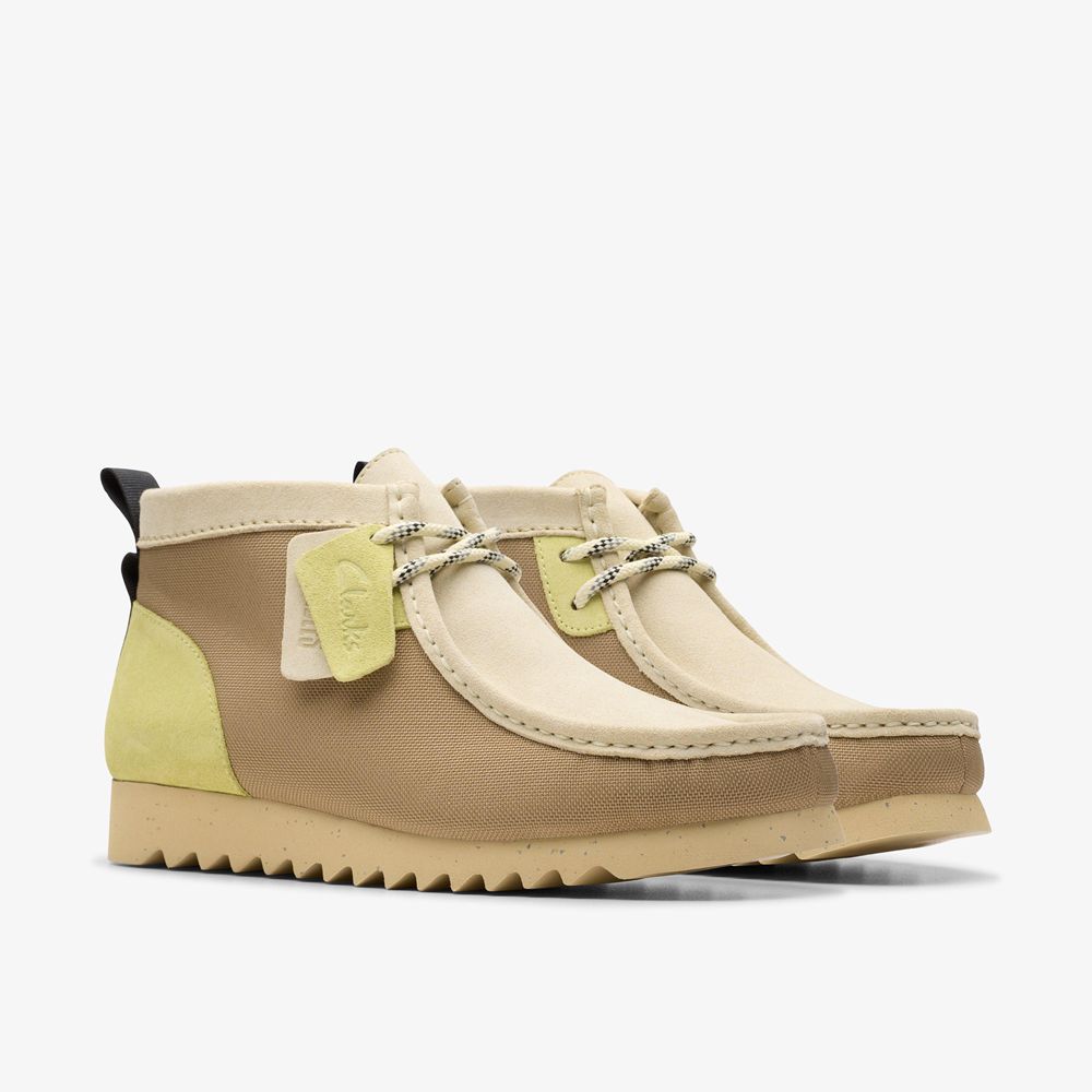 Beige Clarks Men's Wallabee 2 Ftre Boots | 139KWMZAV