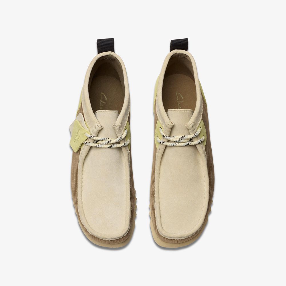 Beige Clarks Men's Wallabee 2 Ftre Boots | 139KWMZAV