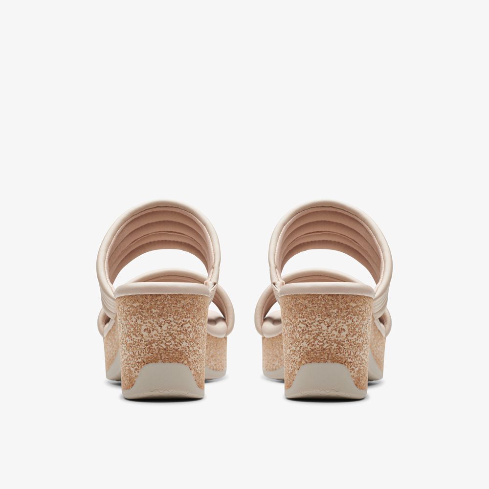 Beige Clarks Women's Chelseah Path Wedge Sandals | 865SWNXDG