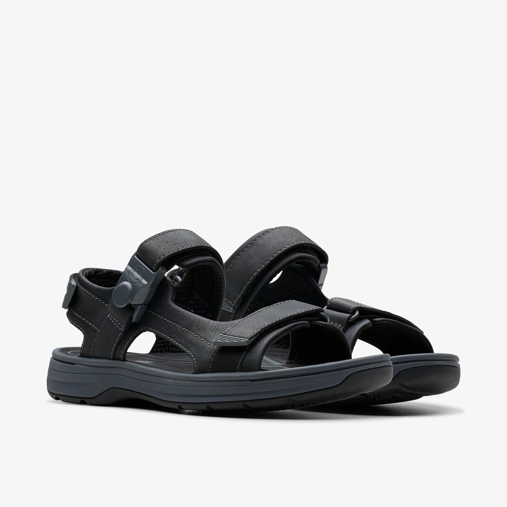 Black Clarks Men's Saltway Trail Flat Sandals | 698OLKCJY