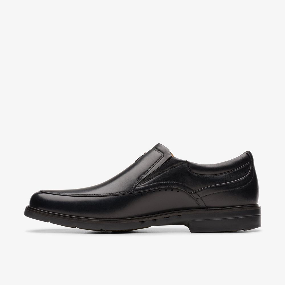 Black Clarks Men's Un Kendric Go Loafers | 236LROUEY