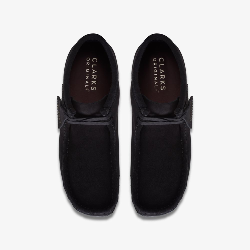 Black Clarks Men's Wallabee Boots | 759PHIWLM