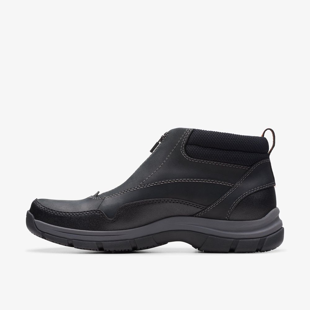 Black Clarks Men's Walpath Zip Boots | 825QWVJYH