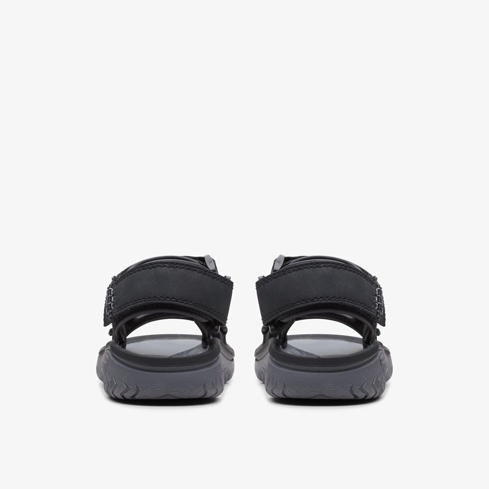 Black Clarks Men's Wesley Bay Flat Sandals | 342TMWVJA