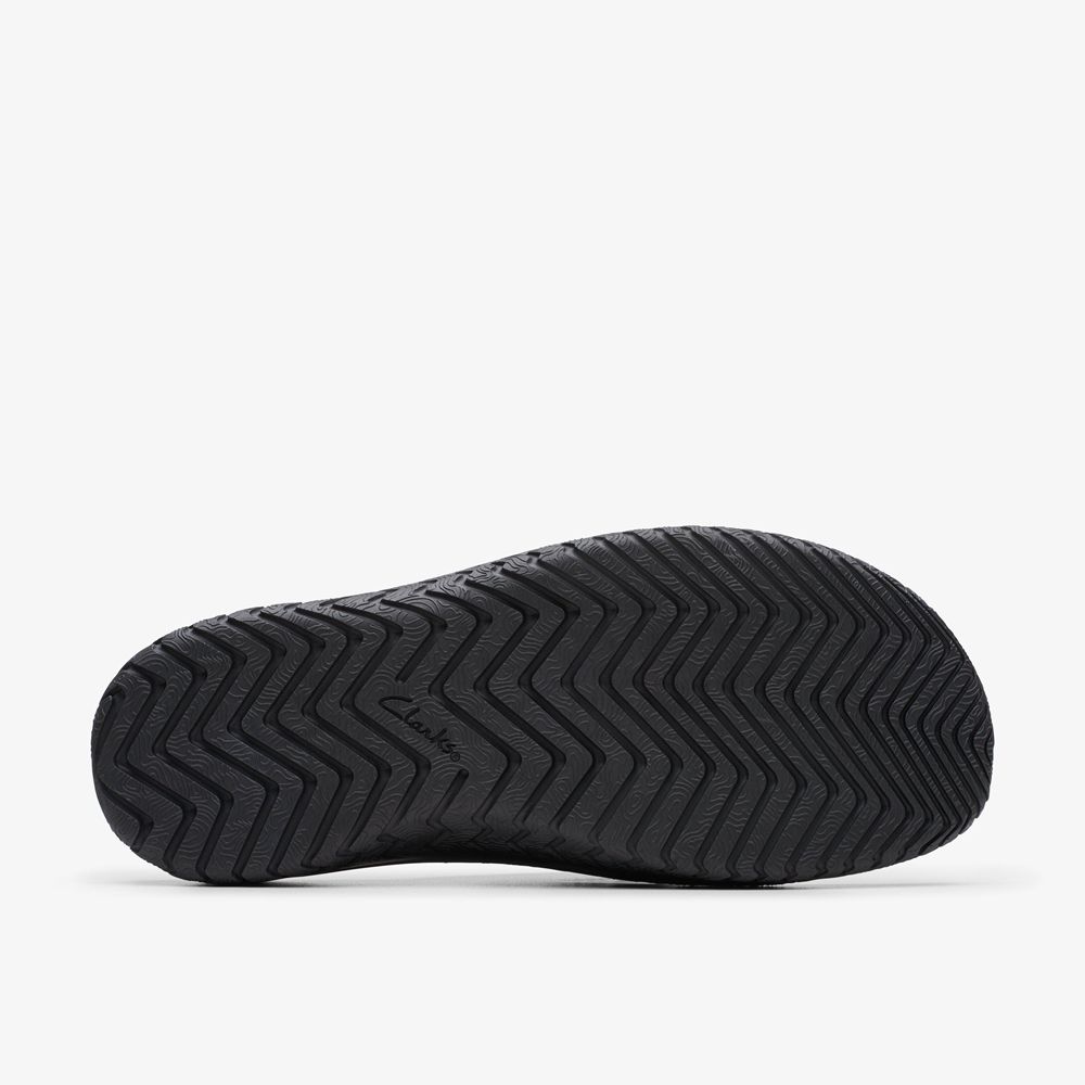 Black Clarks Men's Wesley Sun Flip Flops | 593WFCZIT