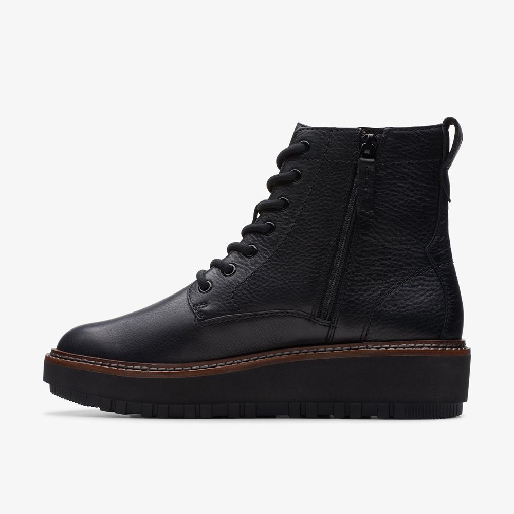 Black Clarks Women's Orianna Lace Boots | 196GCHBNS