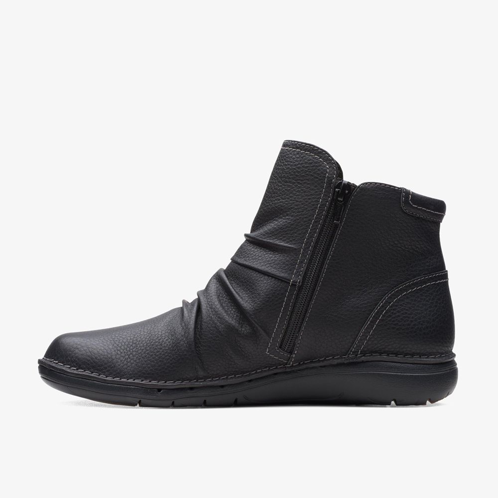 Black Clarks Women's Un Loop Top Boots | 710XBIWZD