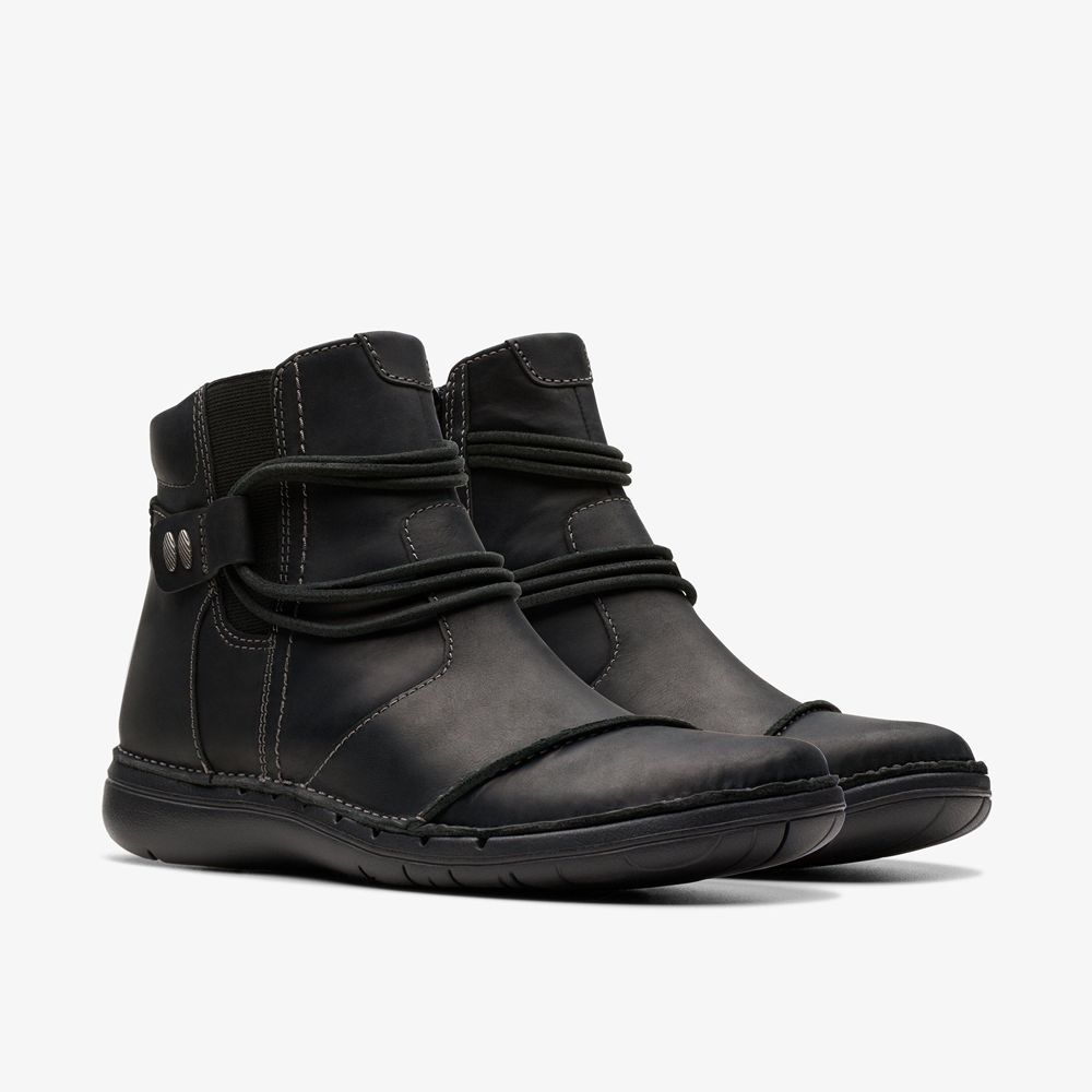 Black Clarks Women's Un Loop Up Boots | 725NEUWJD