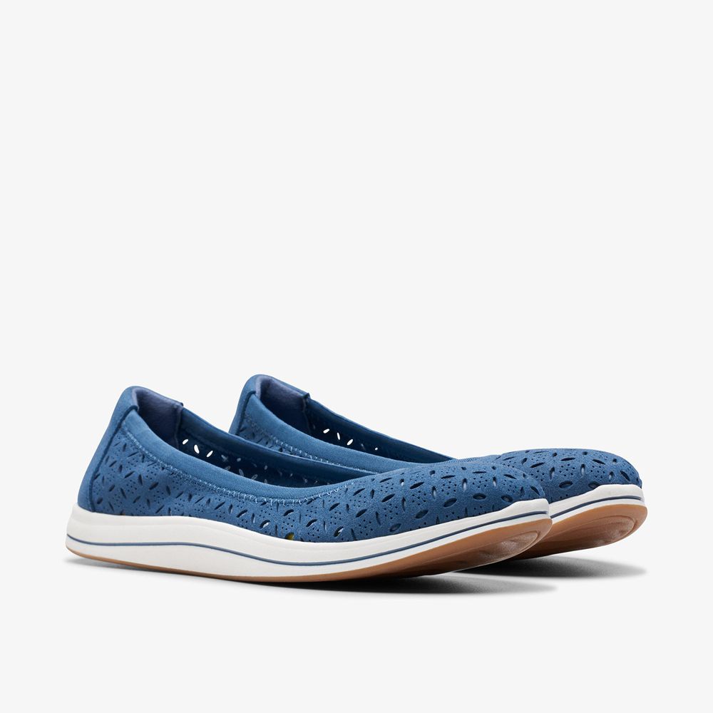 Blue Clarks Women's Breeze Roam Slip On Shoes | 624KZDHYO