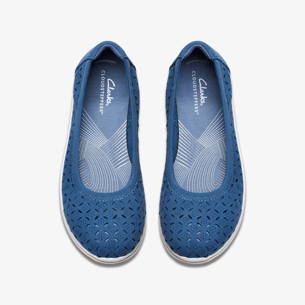 Blue Clarks Women's Breeze Roam Slip On Shoes | 624KZDHYO