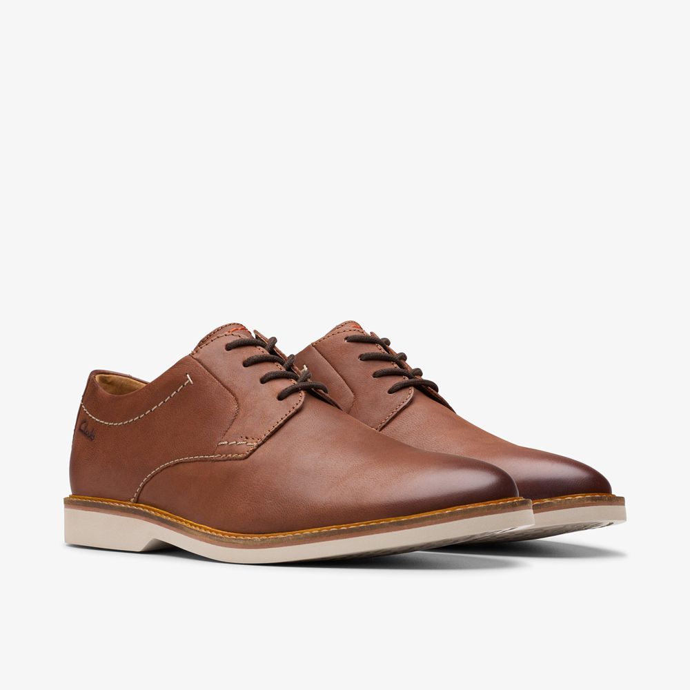 Brown Clarks Men's Atticus Lt Lace Oxfords | 017KGVJYM