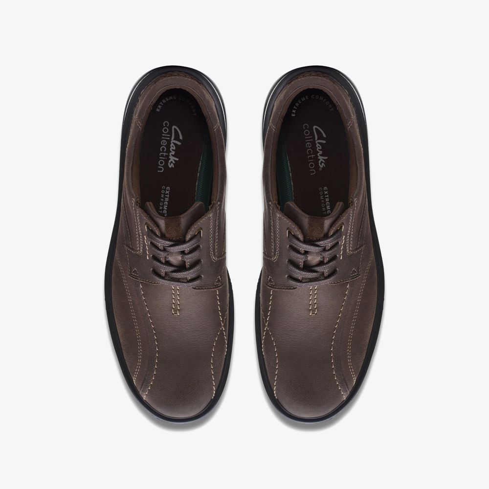 Brown Clarks Men's Gessler Lace Sneakers | 794XEICAO