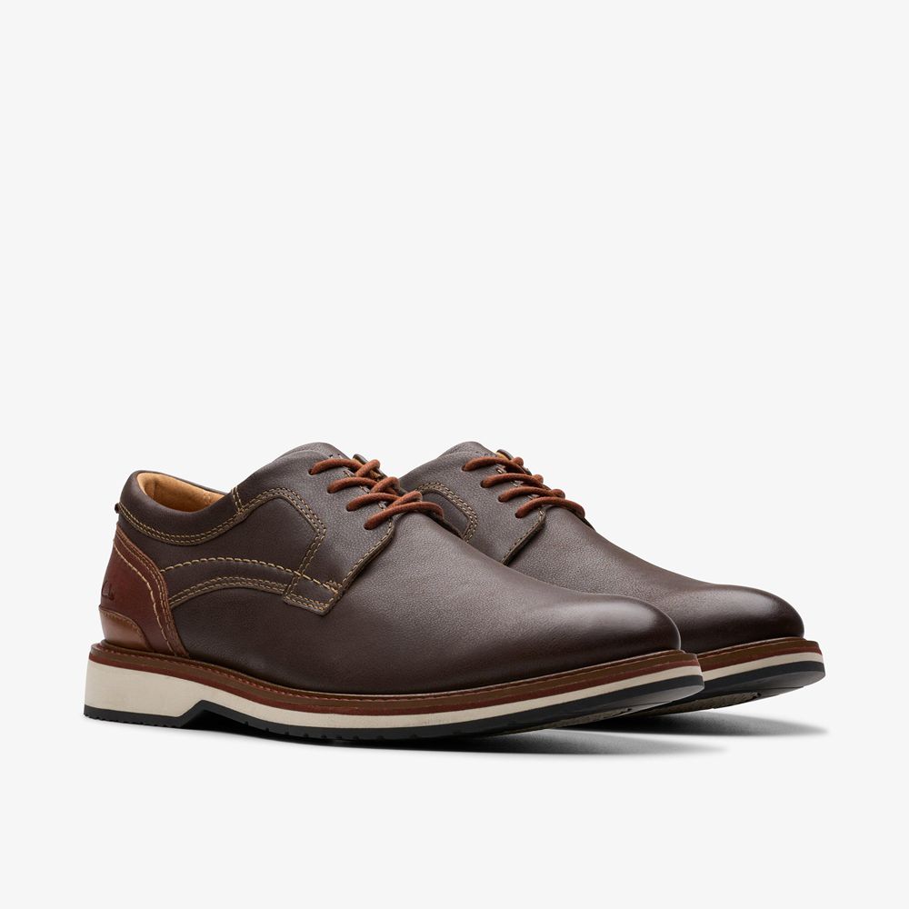 Brown Clarks Men's Monahan Plain Oxfords | 560ATLDVX