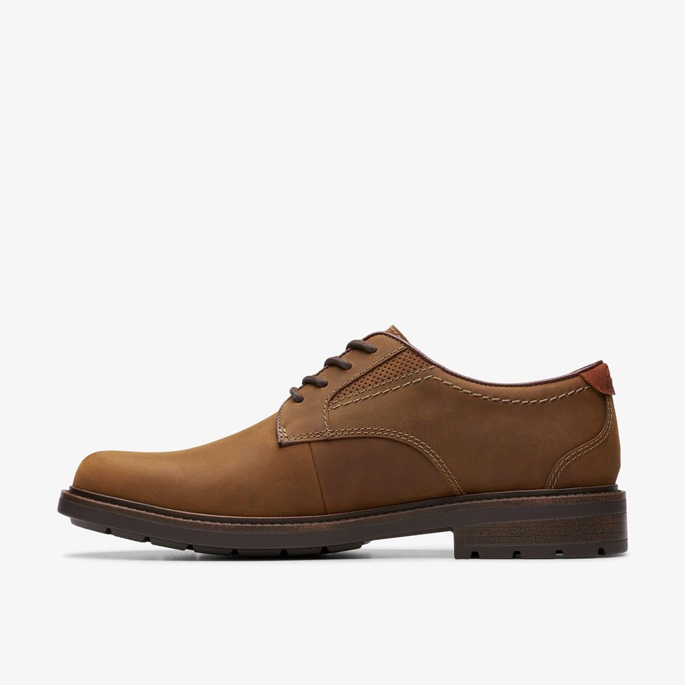 Brown Clarks Men's Un Shire Low Oxfords | 493IXCBHP