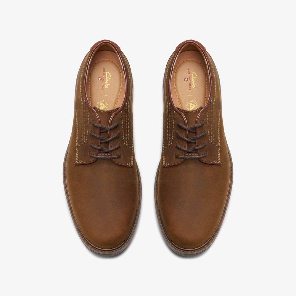 Brown Clarks Men's Un Shire Low Oxfords | 493IXCBHP