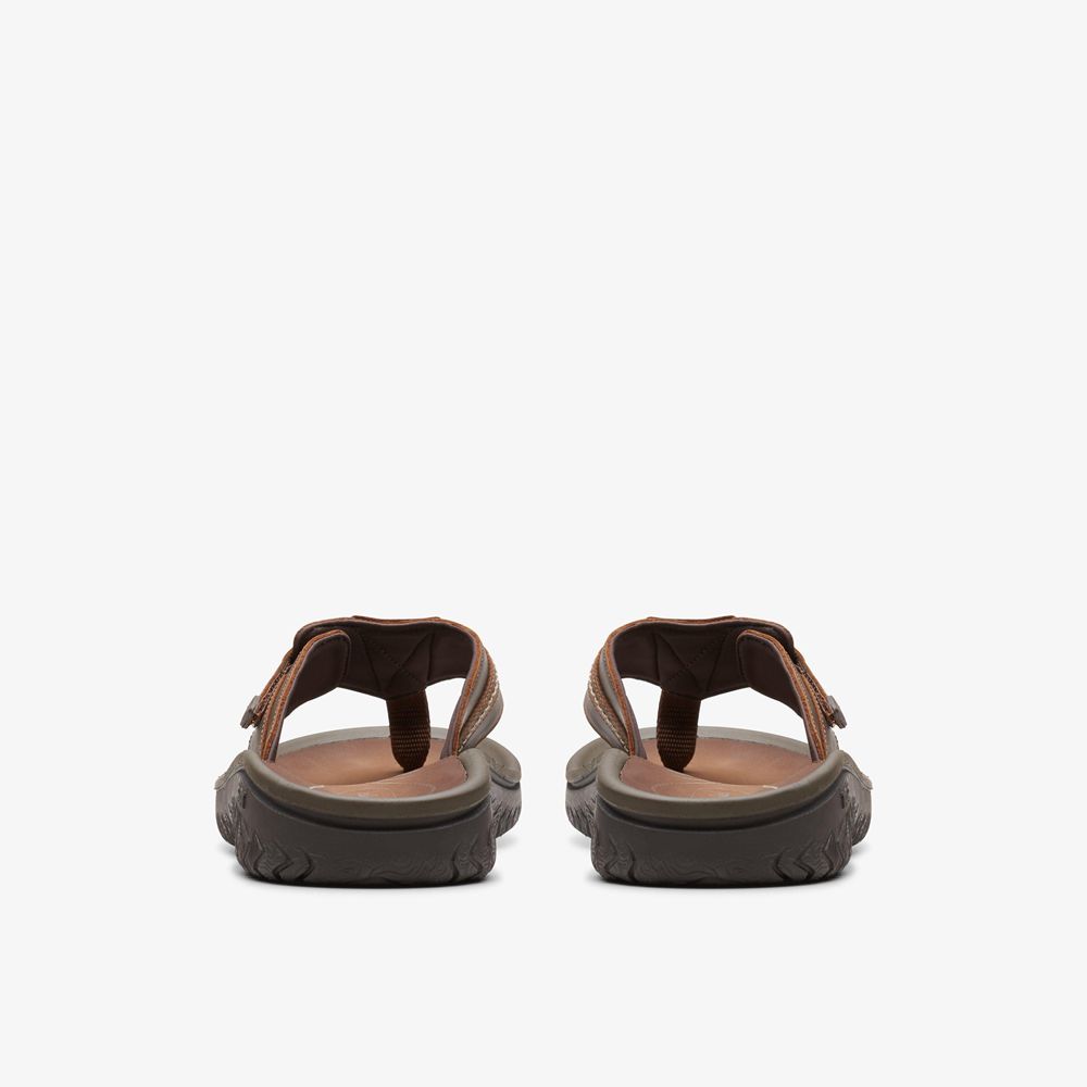 Brown Clarks Men's Wesley Sun Flip Flops | 769FITUEP