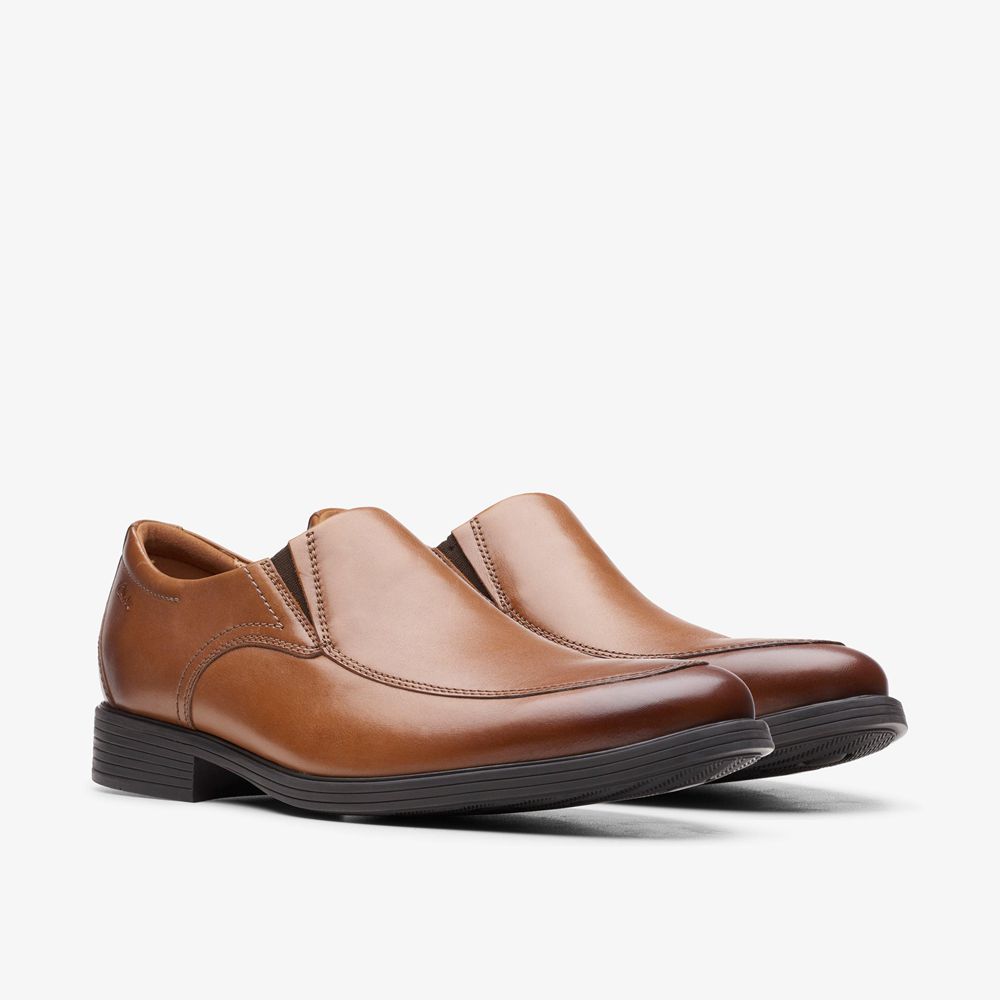 Brown Clarks Men's Whiddon Step Loafers | 870BREZKU