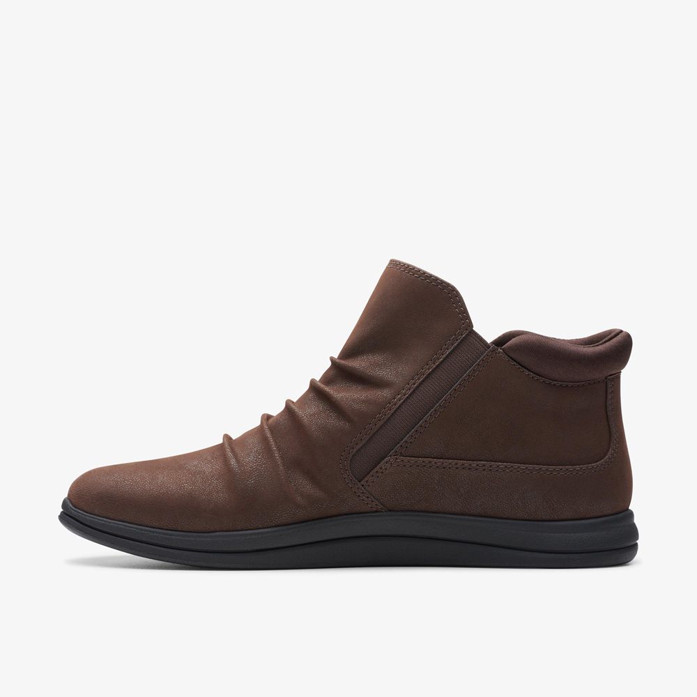 Brown Clarks Women's Breeze Range Boots | 362UMBETL