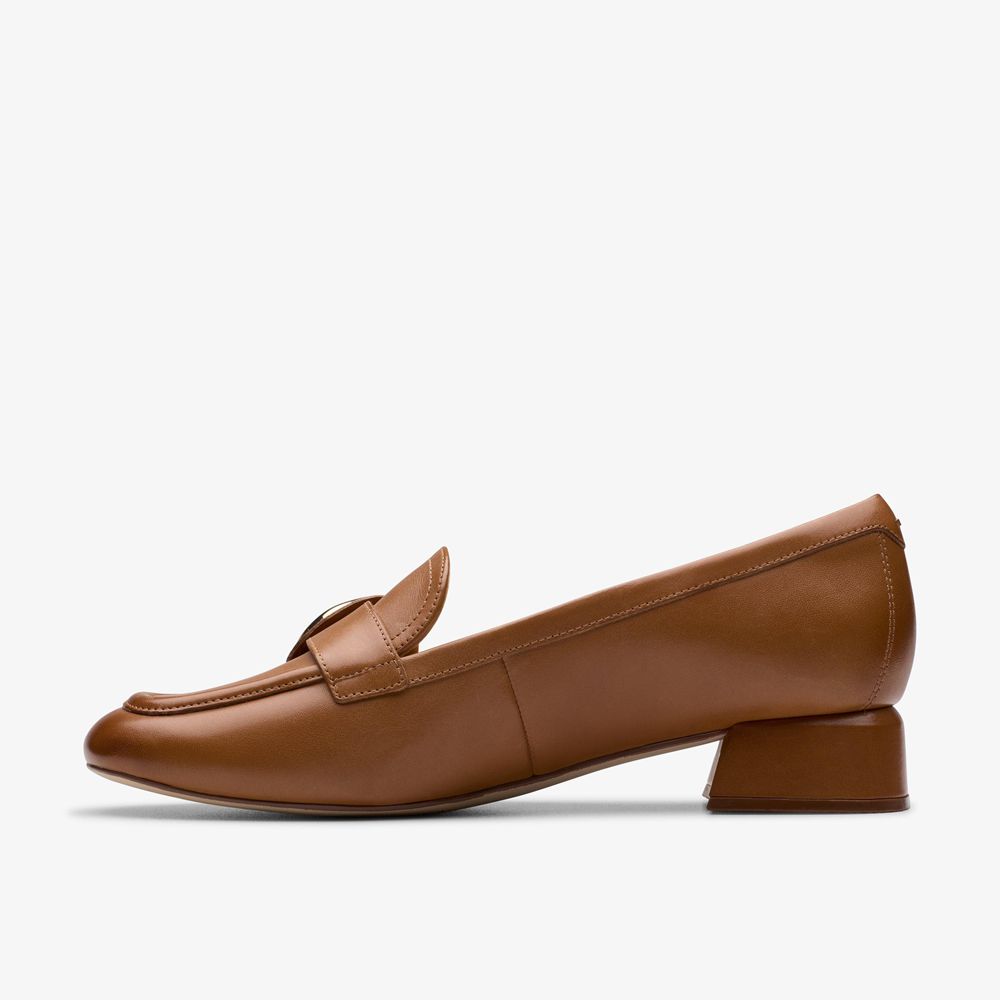 Brown Clarks Women's Daiss 30 Trim Pumps | 823POHWAK