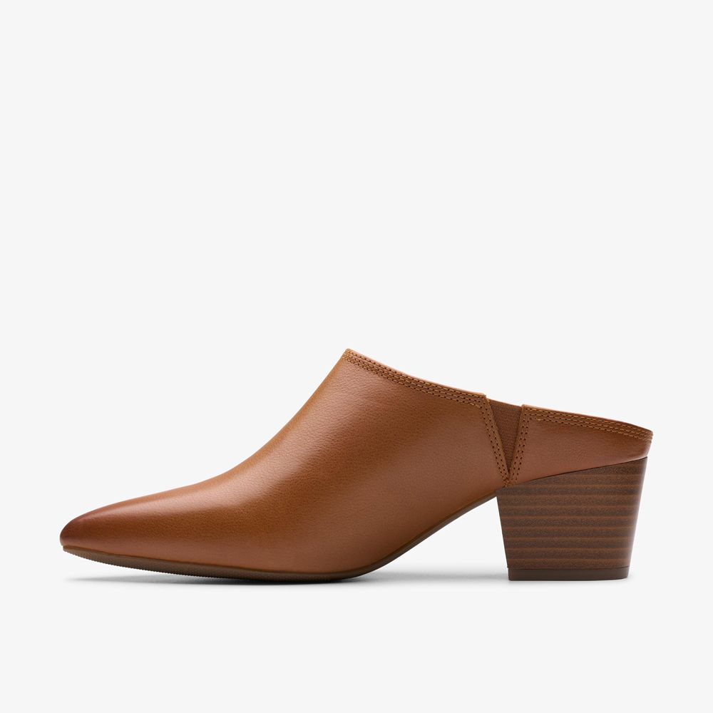 Brown Clarks Women's Ellanie Pace Pumps | 256KSMBQY