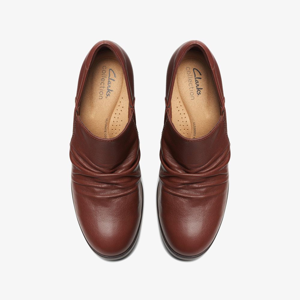 Brown Clarks Women's Emily 2 Cove Pumps | 903FSJVAI