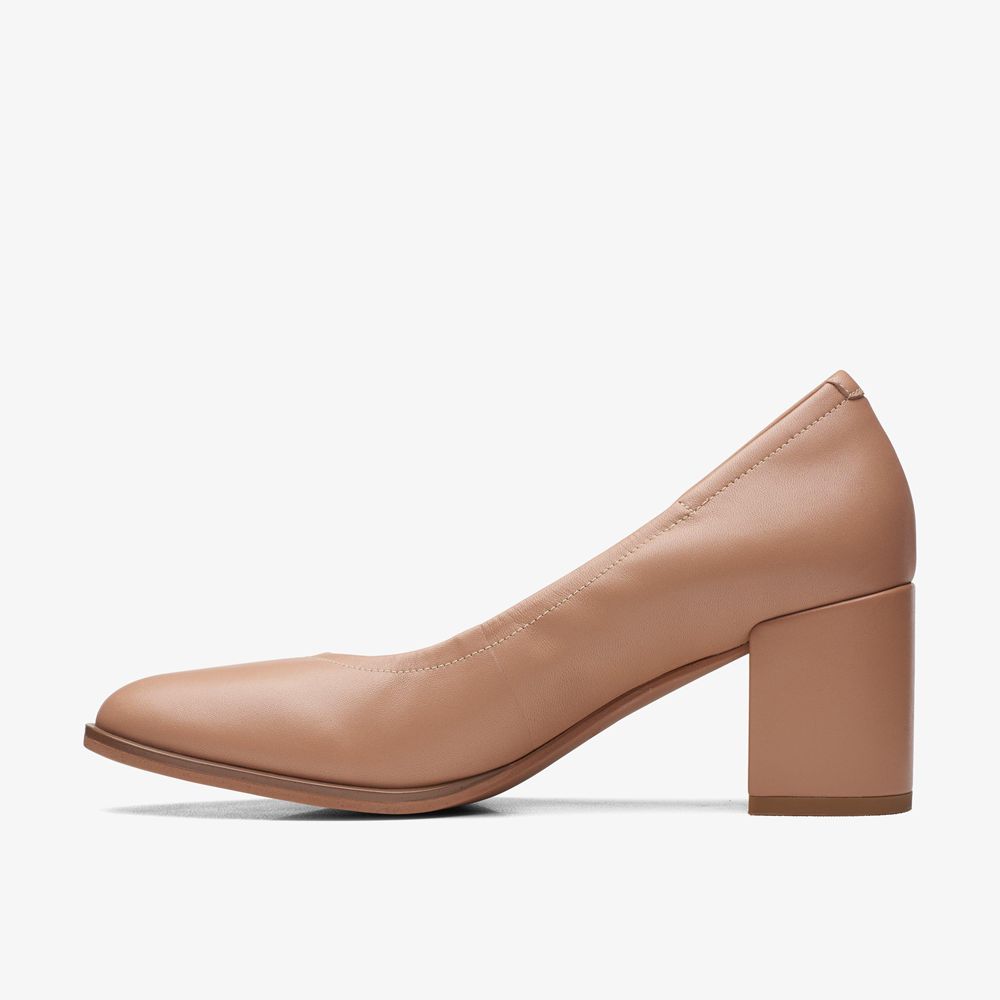 Brown Clarks Women's Freva 55 Court Pumps | 193PJAKSN