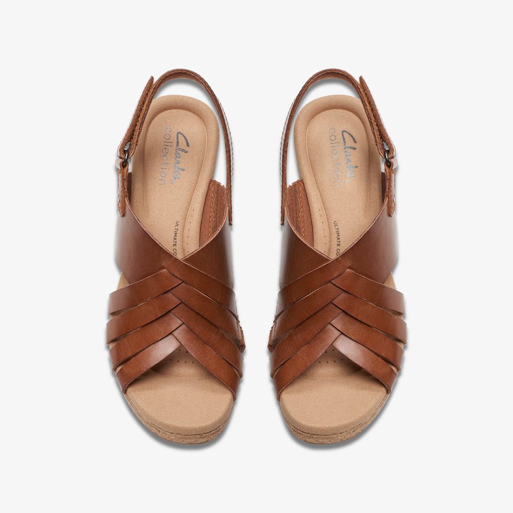 Brown Clarks Women's Giselle Ivy Wedge Sandals | 028YGQWVU