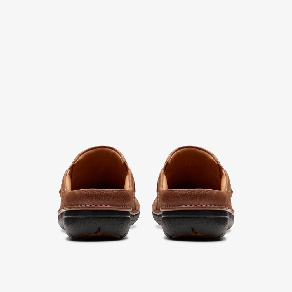 Brown Clarks Women's Un Loop Ease Mules | 106ULRWAB