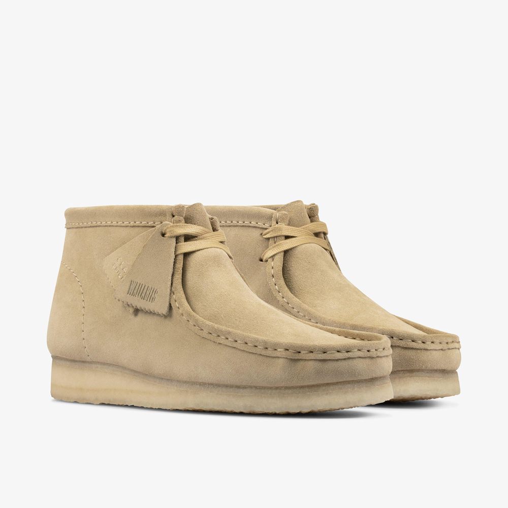 Khaki Clarks Men's Wallabee Boots | 810LBZIFD