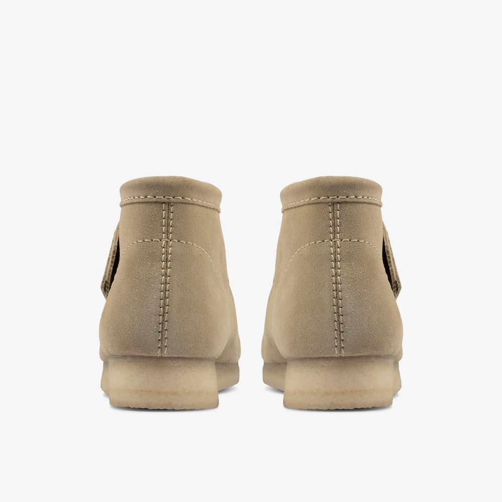 Khaki Clarks Men's Wallabee Boots | 810LBZIFD