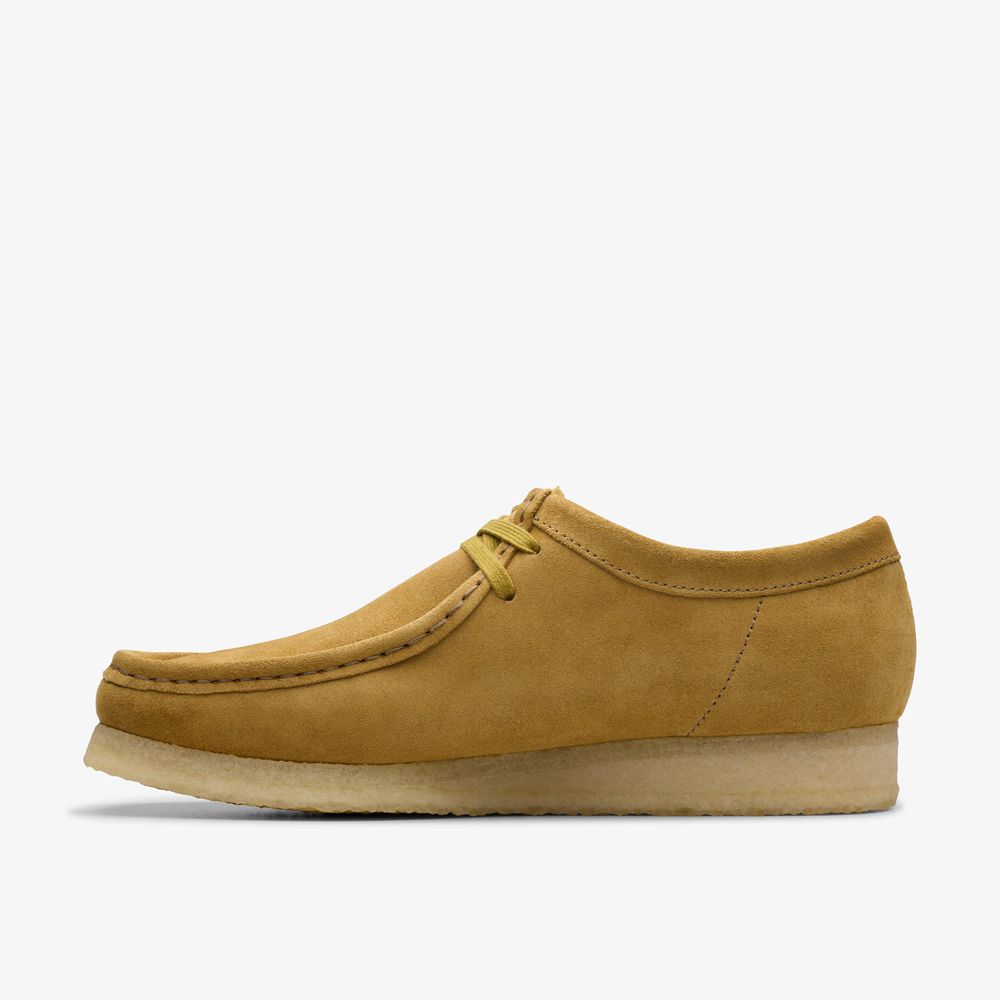 Khaki Clarks Men's Wallabee Slip On Shoes | 798CIEVKX