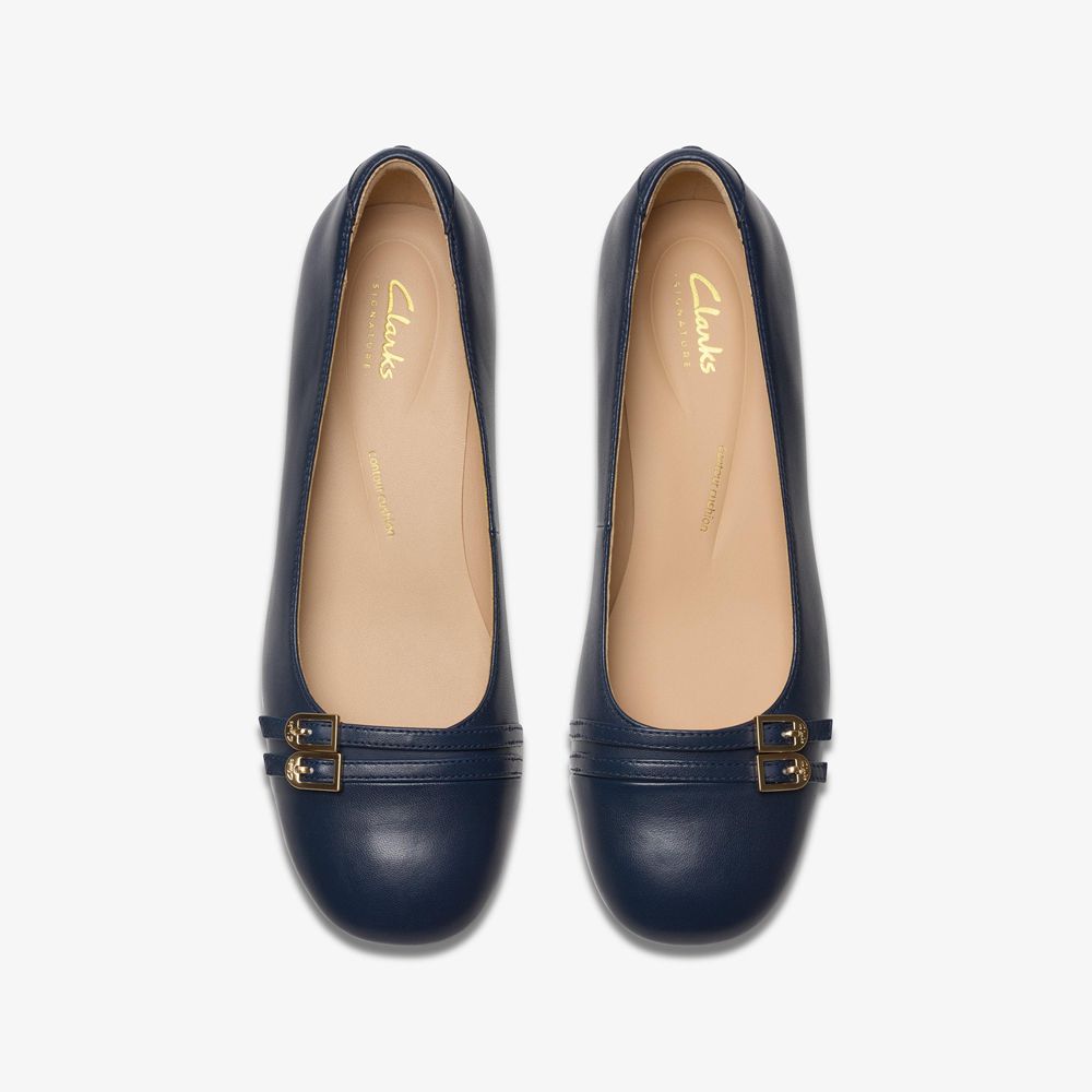 Navy Clarks Women's Daiss 30 Court Pumps | 174ZHYSRV