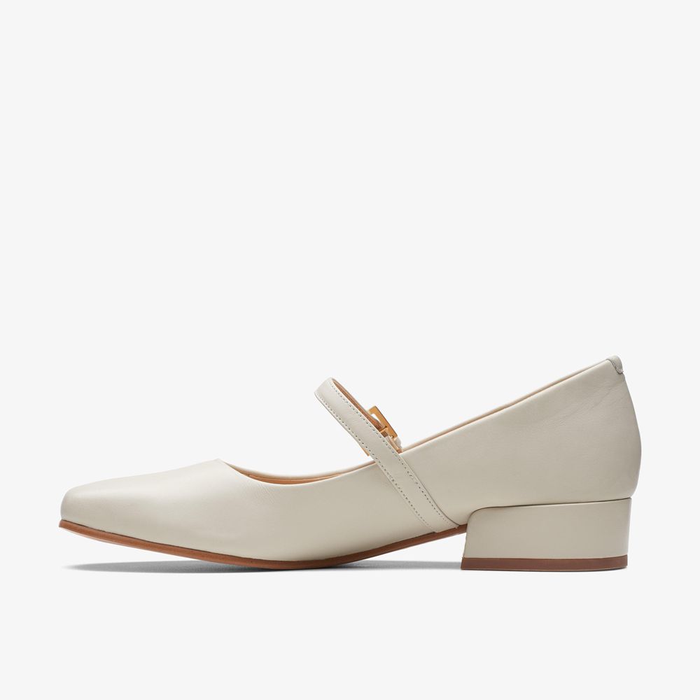 White Clarks Women's Seren 30 Buckle Ballet Flats | 038KUFYGC